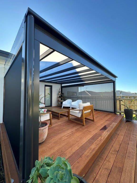 Outdoor Screens & Drop Down Blinds 11