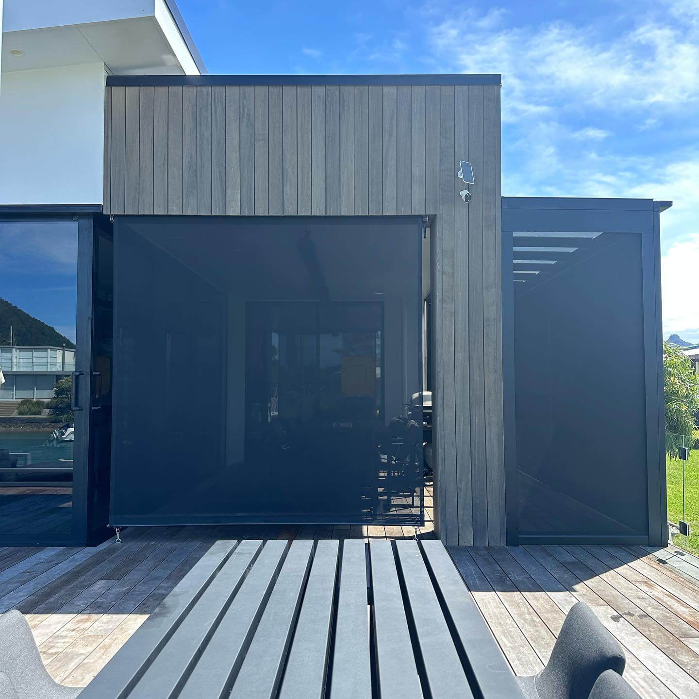 Outdoor Screens & Drop Down Blinds 3