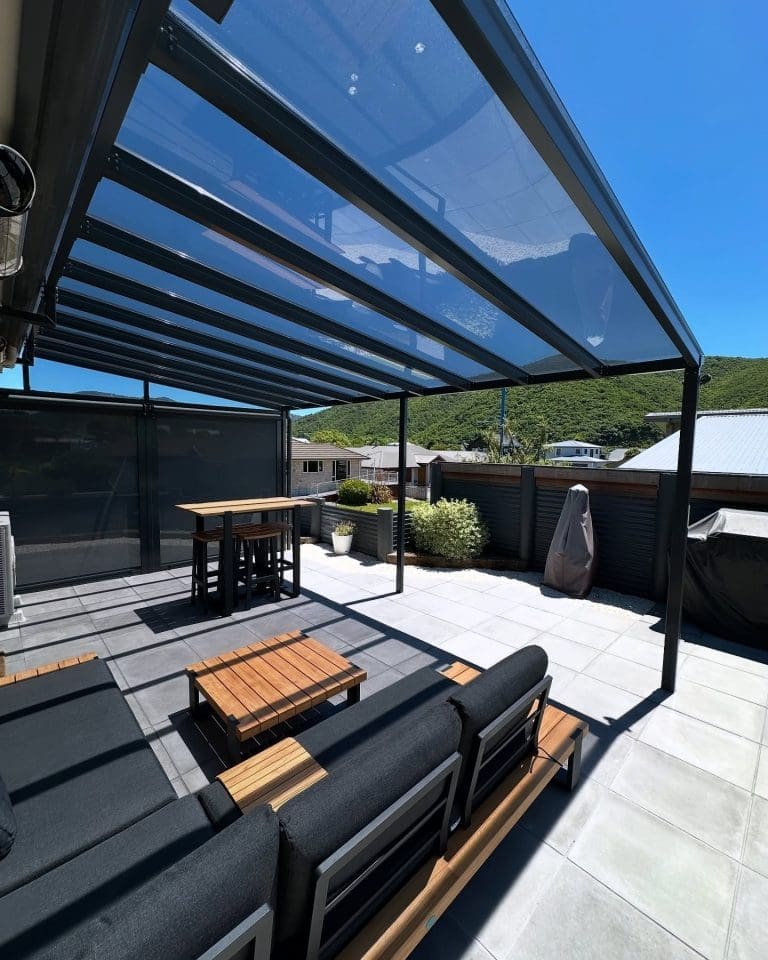 Clearspan and Outdoor Screens